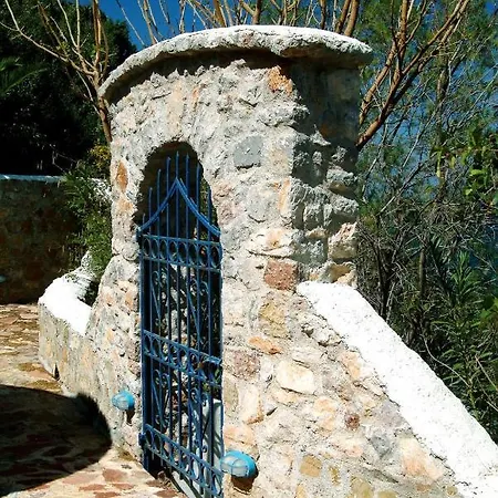 בית נופש Elia Coast Residences